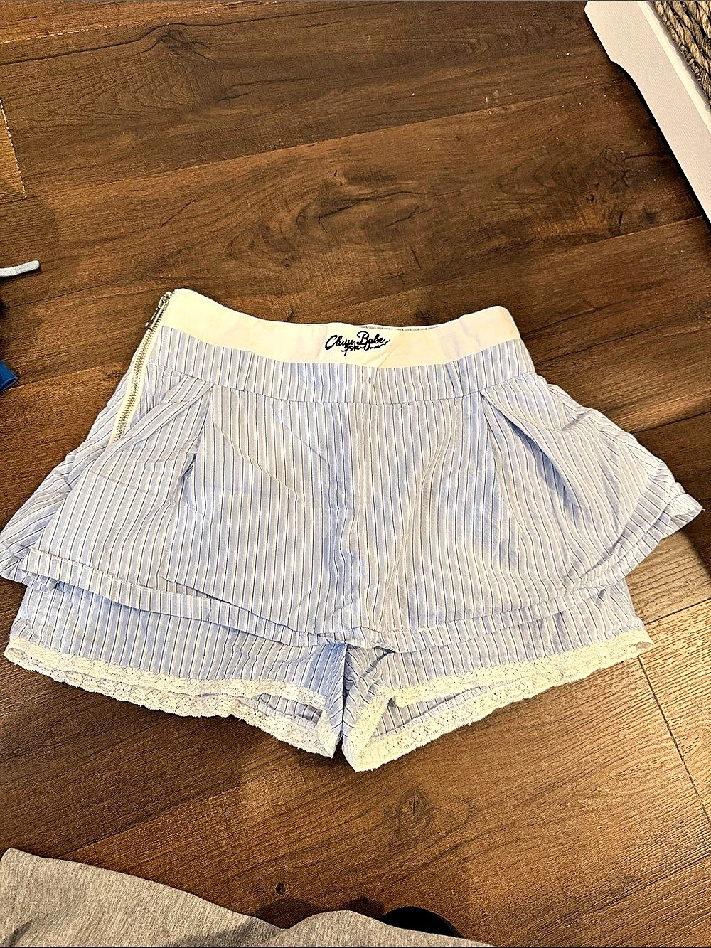 Chuu Striped High Waist Skort in Blue & White Size Medium